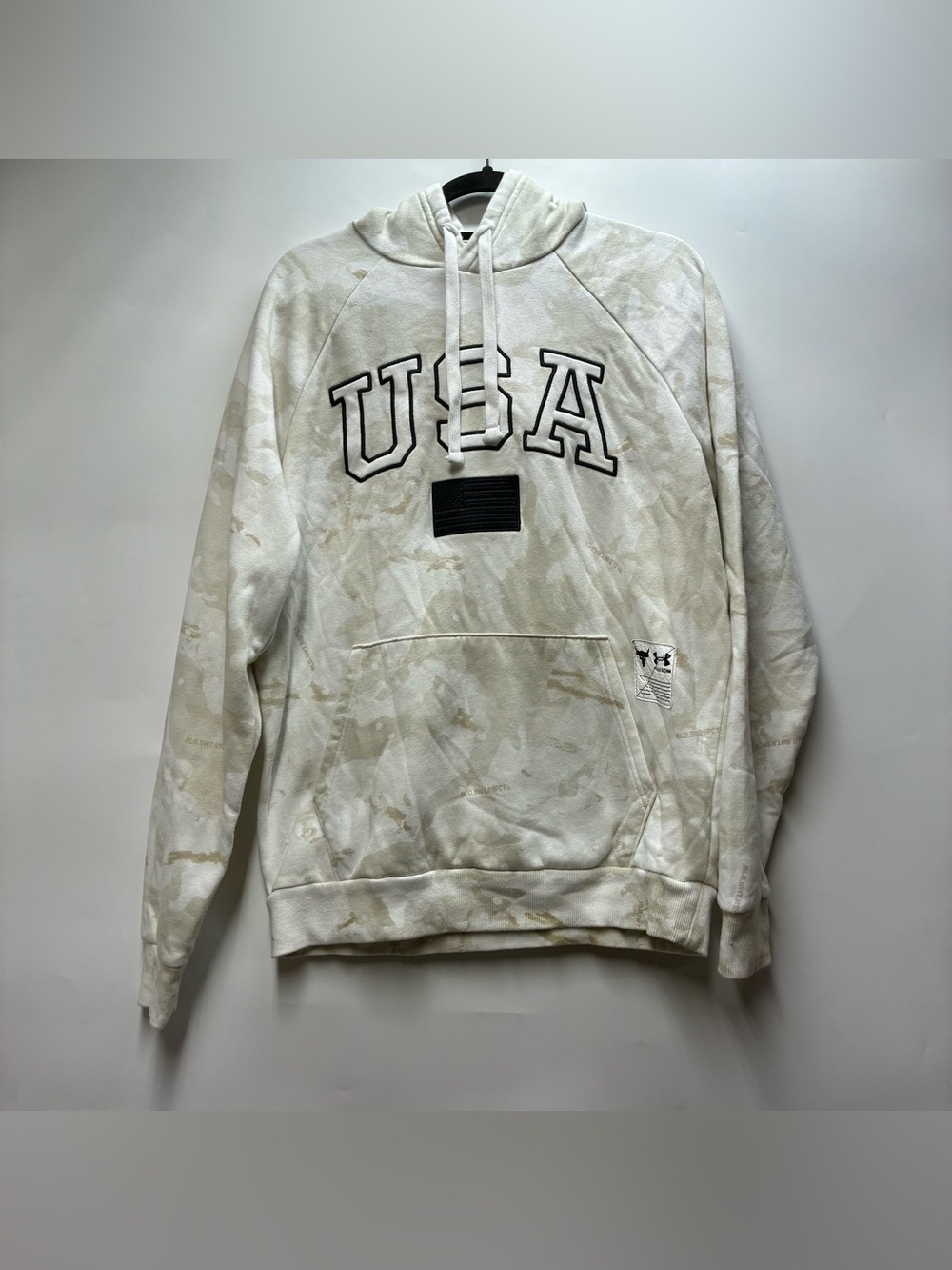 Under Armour Mens Medium Project Rock USA Veterans Day Hoodie Jacket White